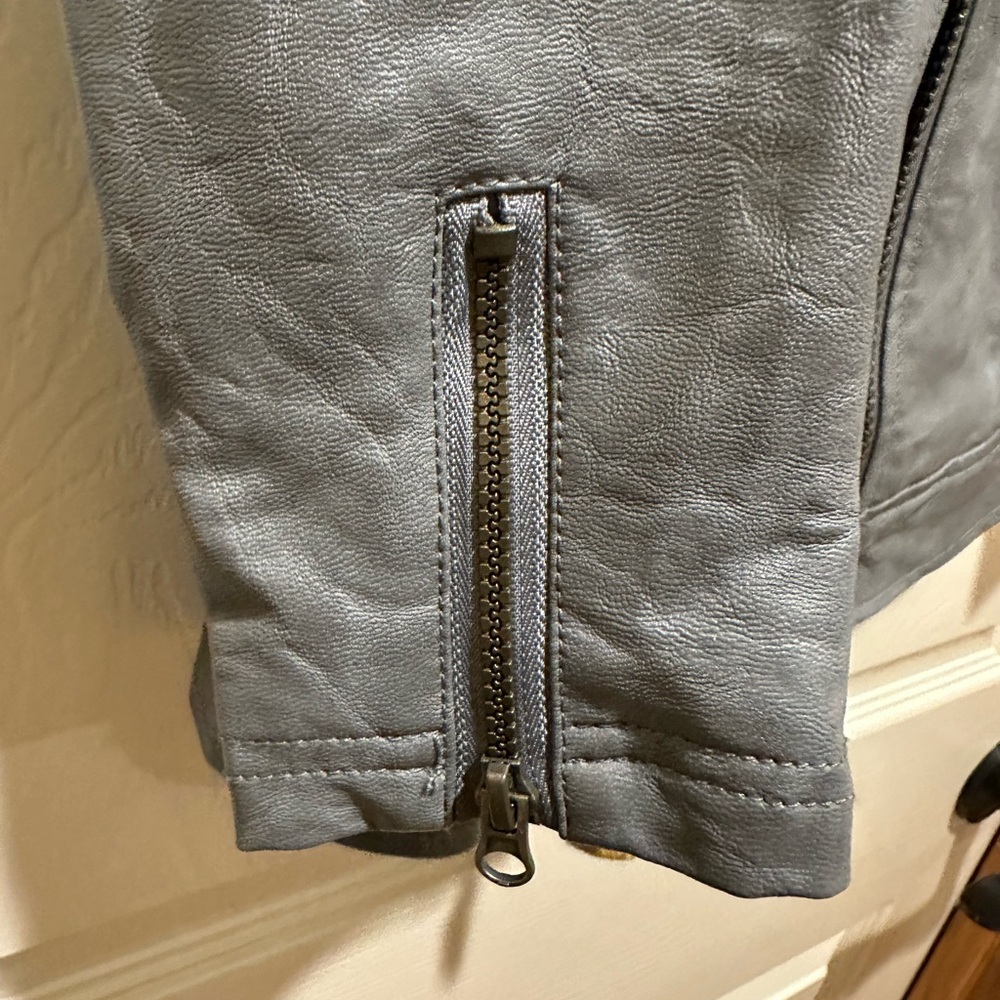 Toddler Cat & Jack Faux Leather Jacket in 3T - Picture 3 of 6